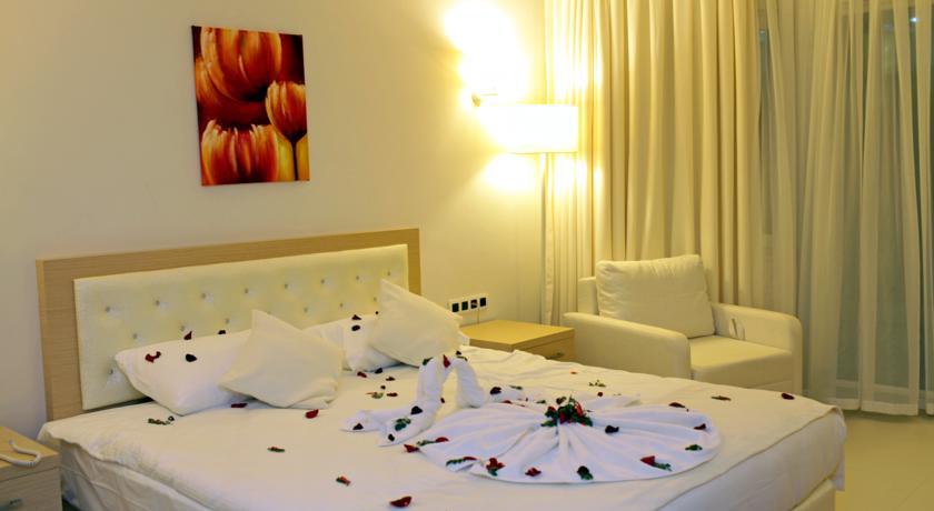 Dragut Point South Hotel Тургутрейс Экстерьер фото
