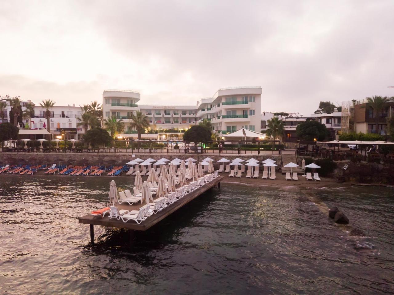 Dragut Point South Hotel Тургутрейс Экстерьер фото