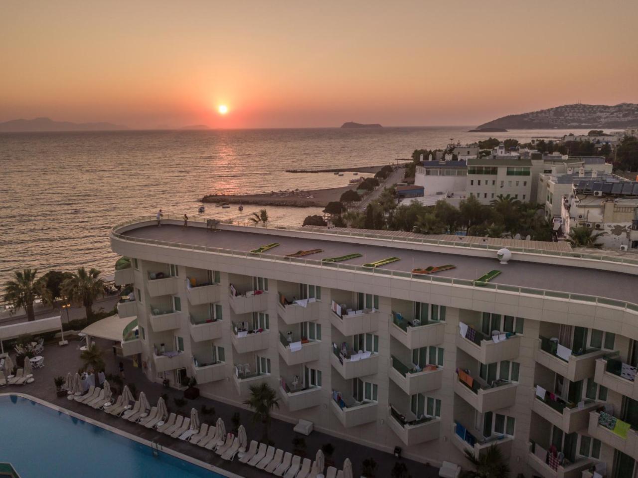 Dragut Point South Hotel Тургутрейс Экстерьер фото